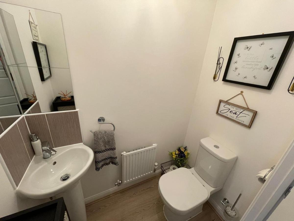 Comet Place Wellingborough Luaran gambar